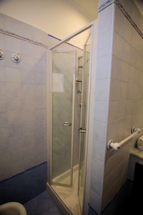 Casa Vittoria Bed & Breakfast Napoli Bagian luar foto