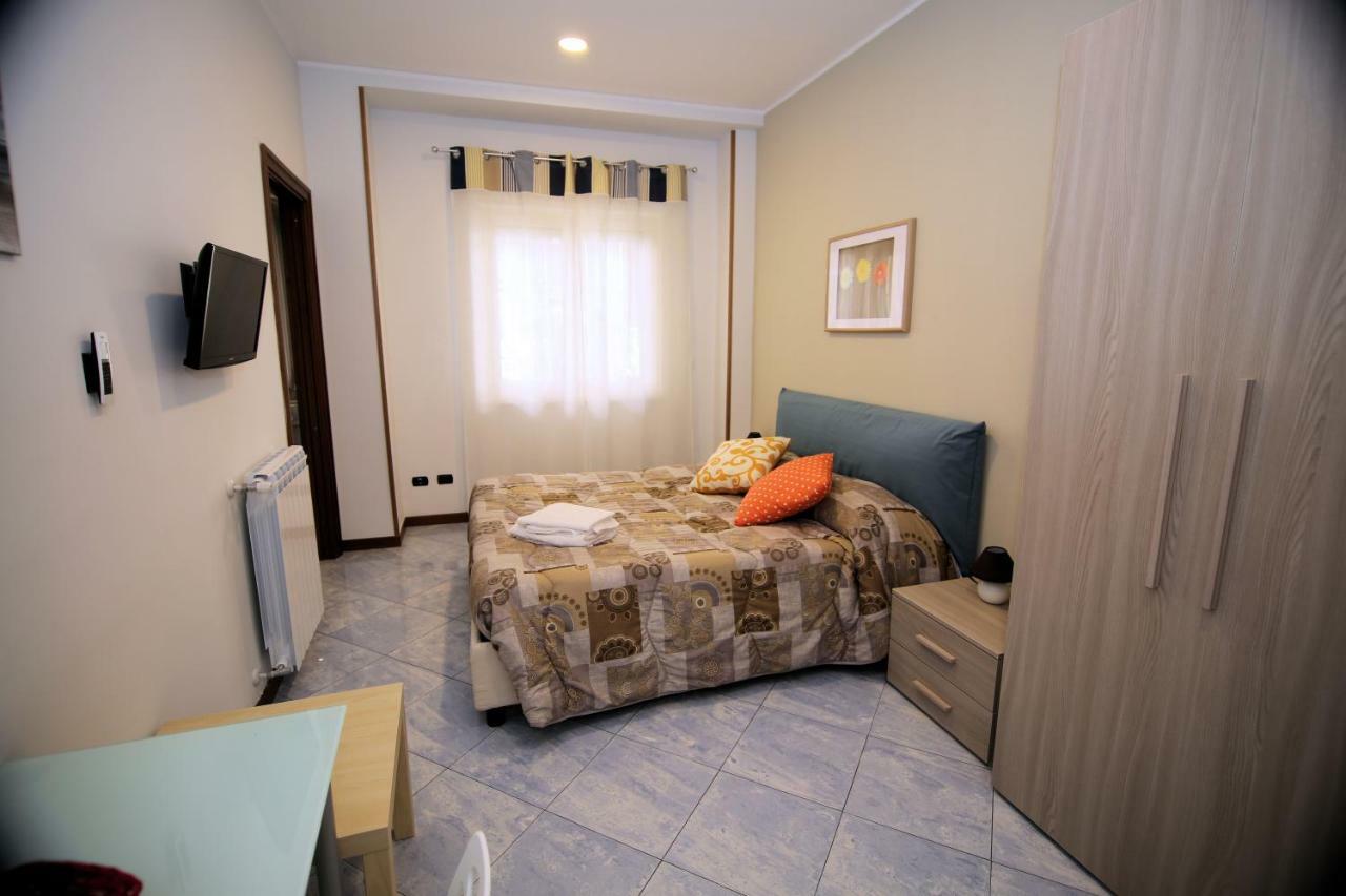 Casa Vittoria Bed & Breakfast Napoli Bagian luar foto
